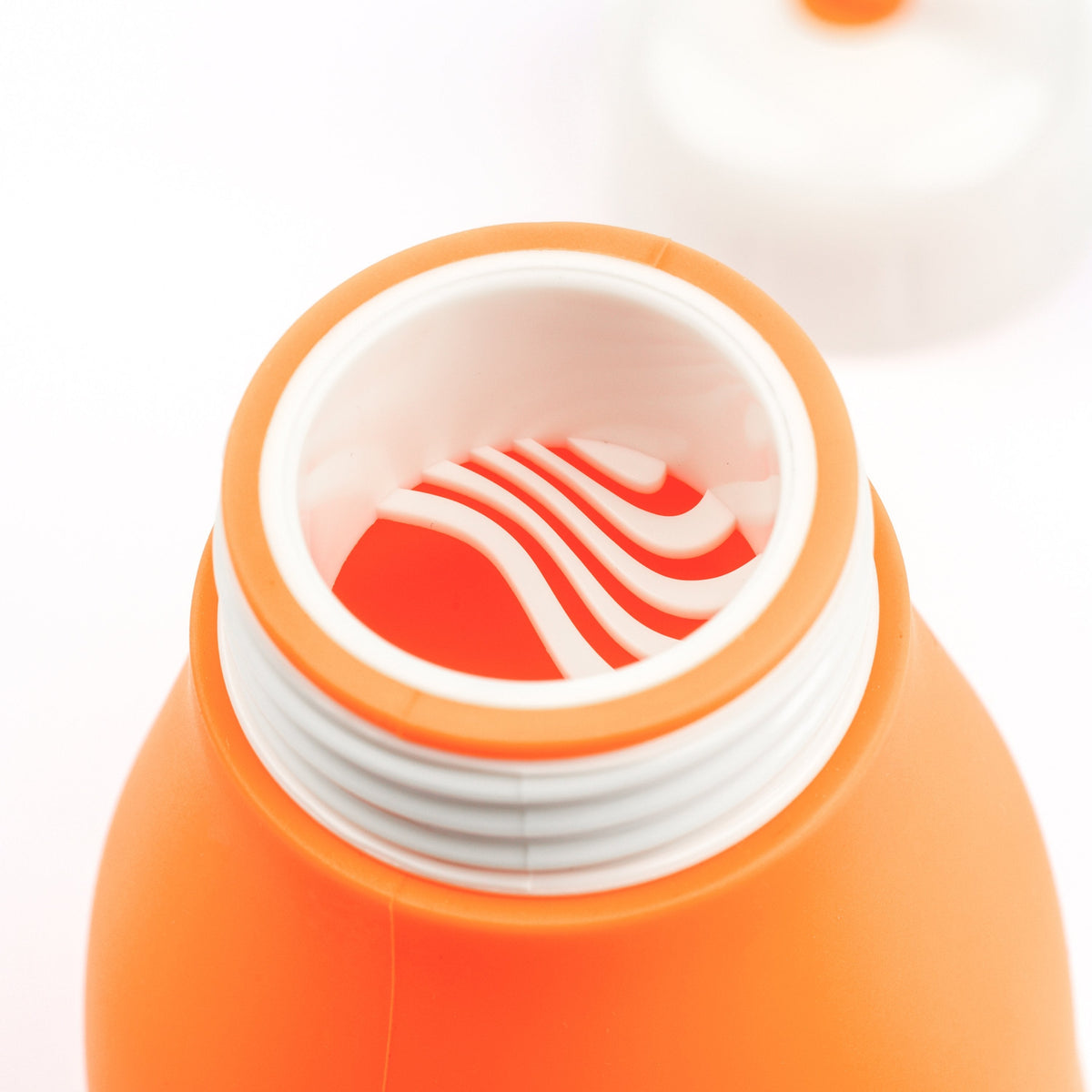 Jumble & Co. Whippy Collapsible Silicone Bottle 520ml - Burned Out Orange