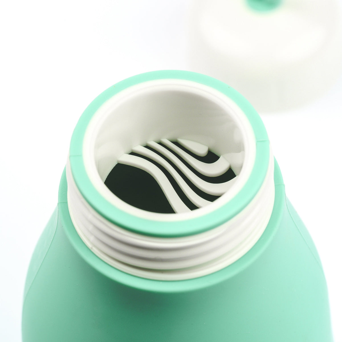 Jumble & Co. Whippy Collapsible Silicone Bottle 520ml - Sour Grape Teal